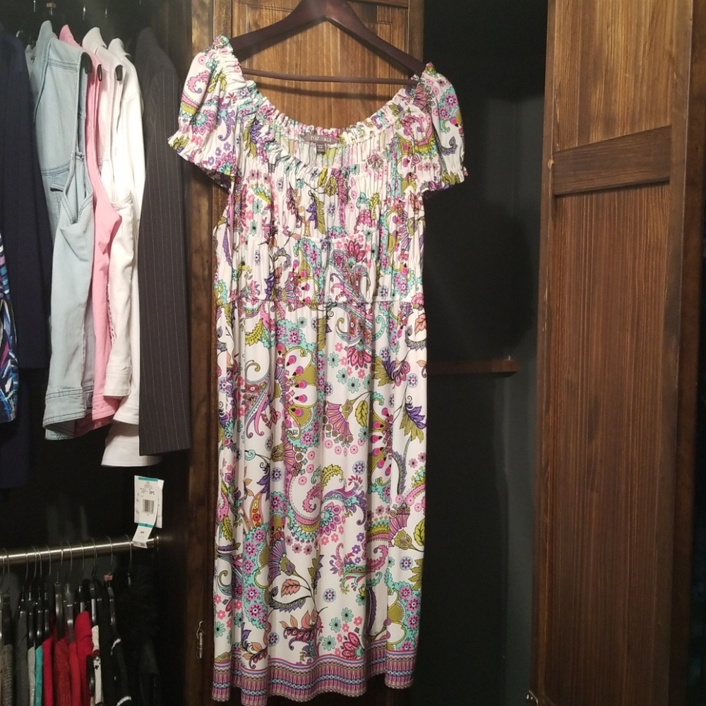 Roz & Ali dress